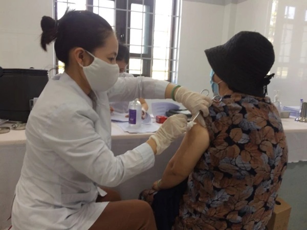 Nhiều người bị chó nghi dại cắn tập thể-2