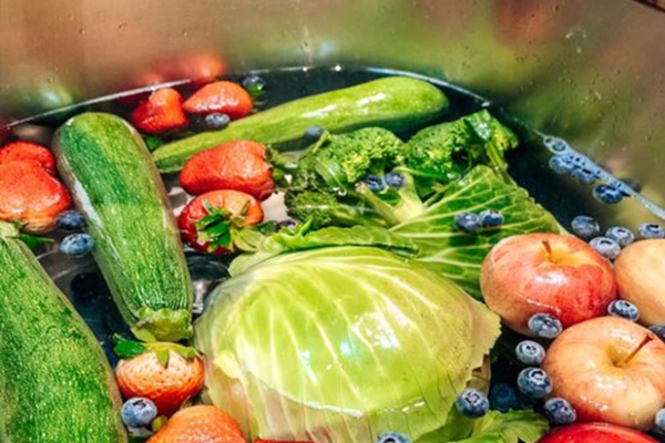 Nghe thấy tiếng nổ, cô gái chạy ra ngoài thấy cảnh tượng kinh hoàng: Từ loại bình nhiều nhà đang dùng!-8