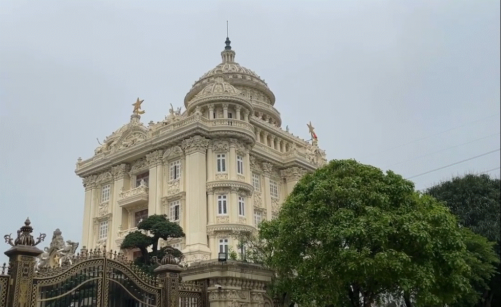 Không chỉ có Tràng An - Bái Đính, Ninh Bình còn là mảnh đất của những dinh thự bạc tỷ, 1 gia đình xây luôn 5 lâu đài liền kề!-17