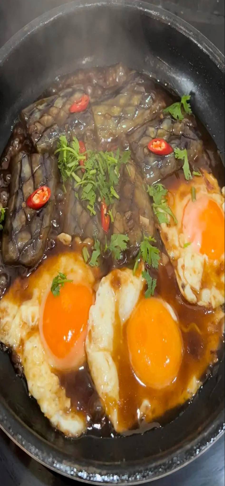 Loại quả được xem là thần dược” của mái tóc, ngừa ung thư, kho trứng rất ngon-6