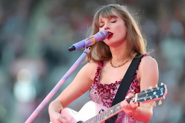 Nghe Taylor Swift viết nhạc về Joe Alwyn: Nỗi đau cuộc tình 6 năm không thể cưới, chia tay trong lúc The Eras Tour đang diễn ra?-6