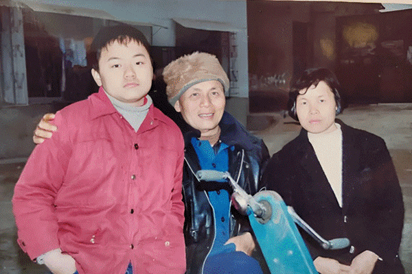 Nam sinh 12 tuổi trở thành sinh viên ngành hàng không vũ trụ tại Mỹ-3