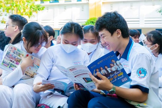 Thêm nhiều trường đại học lớn tăng chỉ tiêu tuyển sinh, mở ngành mới 2024