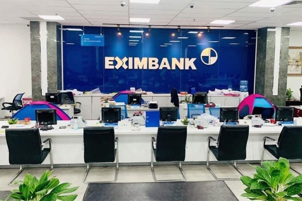 Người dân hoảng loạn tháo chạy khỏi phòng trọ bị cháy ở Triều Khúc, Hà Nội-5