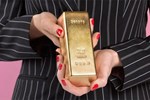 Giá vàng hôm nay 16/3/2024: Thế giới giảm, vàng SJC neo trên 81 triệu đồng/lượng-2