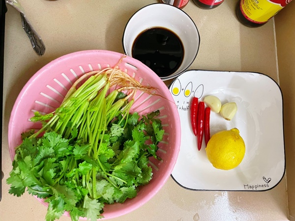 1 đống thuốc bổ không bằng 1 nắm rau mùi: 3 món ăn dễ làm từ rau mùi giúp bạn chống lại bệnh tật và thêm ngon miệng-1