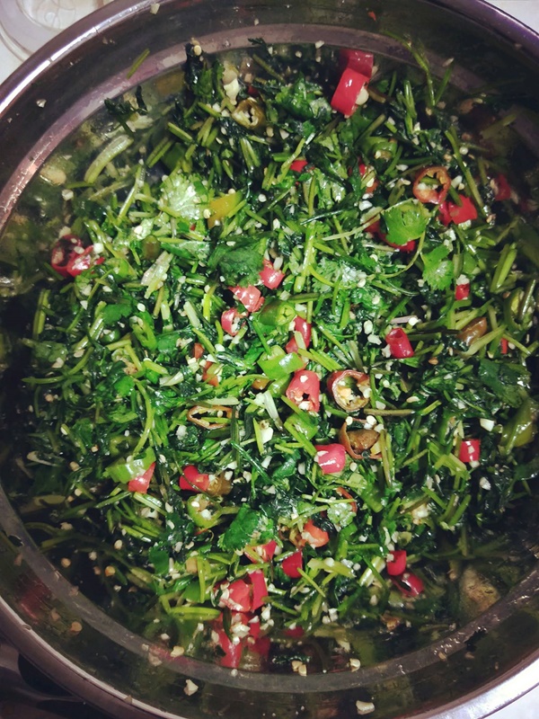 1 đống thuốc bổ không bằng 1 nắm rau mùi: 3 món ăn dễ làm từ rau mùi giúp bạn chống lại bệnh tật và thêm ngon miệng-10