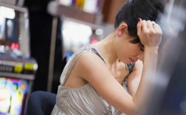 Cứ tưởng sắp được làm vợ anh hàng xóm thì tôi suy sụp khi biết mình trượt vì quá tuổi-1