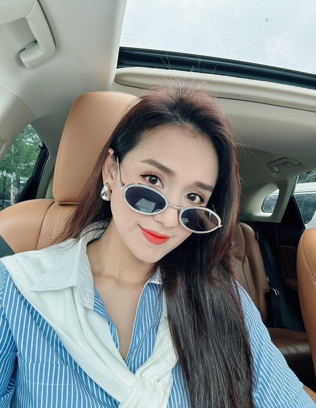 Nhan sắc gợi cảm tuổi U40 của nữ diễn viên giàu nhất VTV, là bà chủ của 10 siêu thị, đại gia kim cương-6