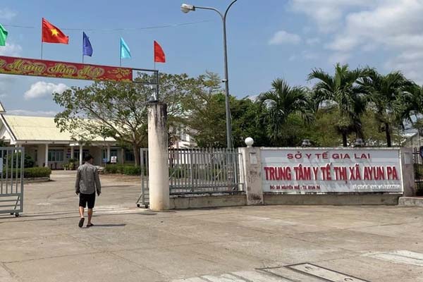 Nhận nuôi con chim nhặt ngoài mương, anh nông dân không ngờ là giống đại bàng rất hiếm gặp ở Việt Nam-6