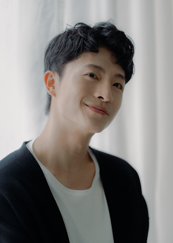 Bạn trai màn ảnh Midu sau 20 cuộc phẫu thuật: Diện mạo và cuộc sống đổi thay ra sao?-5