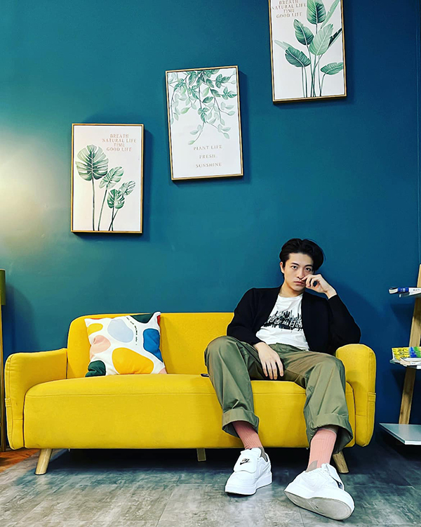 Bạn trai màn ảnh Midu sau 20 cuộc phẫu thuật: Diện mạo và cuộc sống đổi thay ra sao?-6