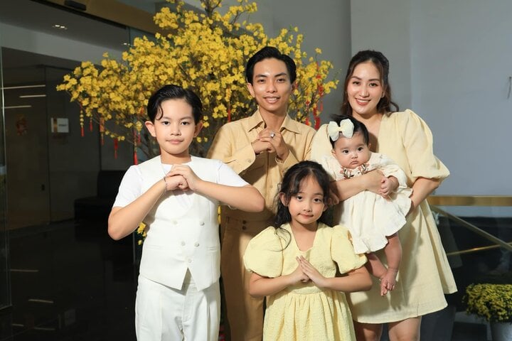 Khánh Thi - Phan Hiển khoe hình ảnh lúc mới hẹn hò 16 năm trước-2