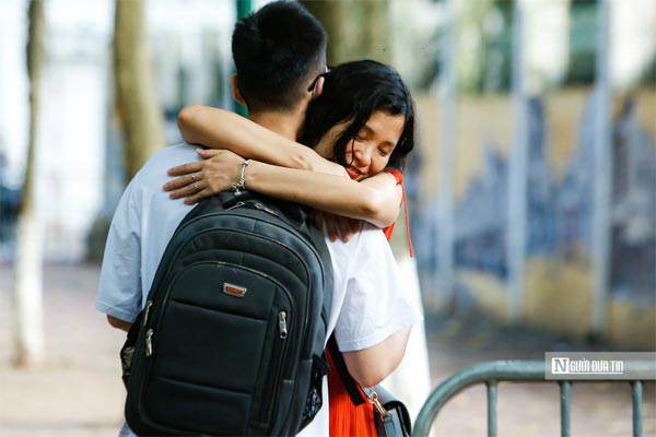 Khởi tố một hiệu trưởng vì lập khống hồ sơ rút ruột ngân sách-2