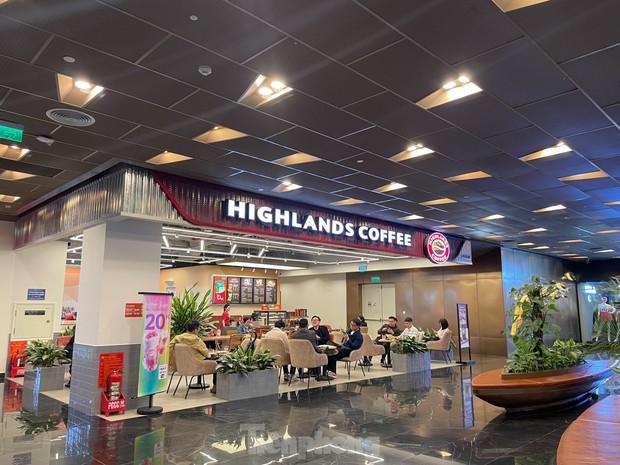 Cận cảnh tòa nhà 1 tỷ USD ở Hà Nội của bà Trương Mỹ Lan-9