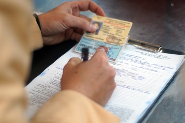 Đồng thuận đề xuất trừ điểm giấy phép lái xe-2