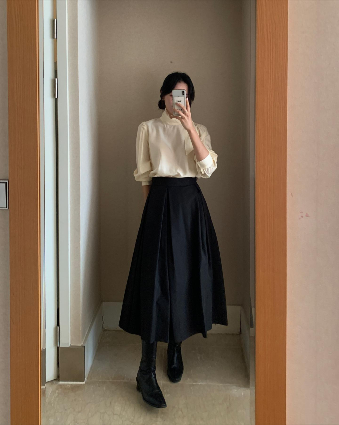 Chân váy chữ A đang hot hơn cả chân váy suông vì diện lên cao ráo, chân thon dài-8