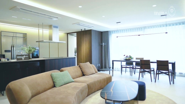 Soi căn biệt thự nằm trong khu nhà giàu của Han So Hee, mua và trả một lúc bằng tiền mặt hơn 36 tỷ-3