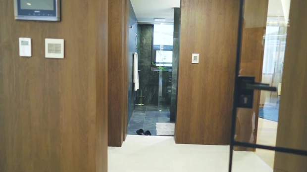 Soi căn biệt thự nằm trong khu nhà giàu của Han So Hee, mua và trả một lúc bằng tiền mặt hơn 36 tỷ-10