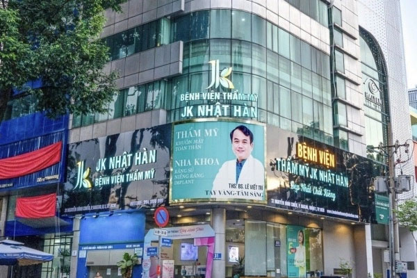 Coi chừng rước họa vì căng da mặt bằng chỉ-2