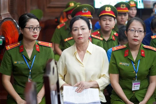 Lộ diện 3 công ty kiểm toán ‘bỏ lọt’ báo cáo tài chính bất thường của SCB-1