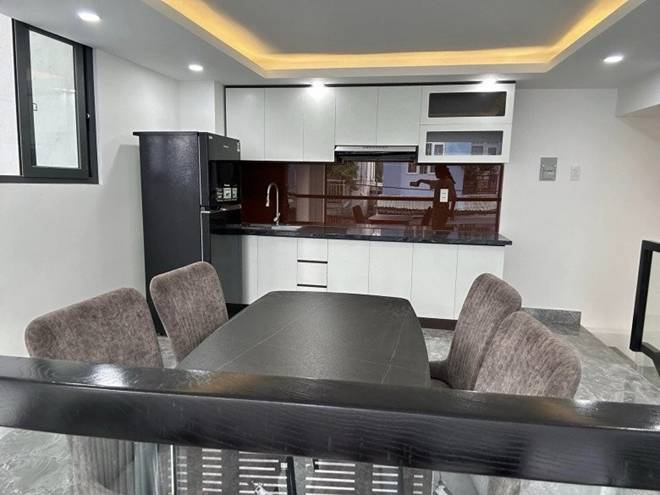 Bên trong cơ ngơi 4 tầng của Ngọc Trinh: Rộng đẹp, sang chảnh nhưng có góc cực uy nghiêm-6