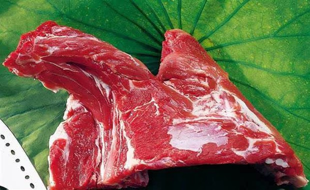 Đây là phần ngon nhất của sườn lợn, nấu món gì cũng hợp: Đắt có xắt ra miếng?-1