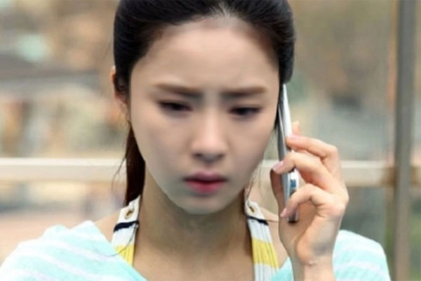 Vừa nghe con gái kêu than vài câu, bố mẹ chồng tôi đã vội rút hết tiền dưỡng già cho luôn-2