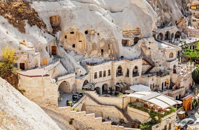 Làm bảo mẫu cho con người giàu, hưởng ké đặc quyền có 1-0-2, lương tới 30 triệu đồng/giờ: Tôi ngẫm ra giá trị học thực sự quan tâm-3