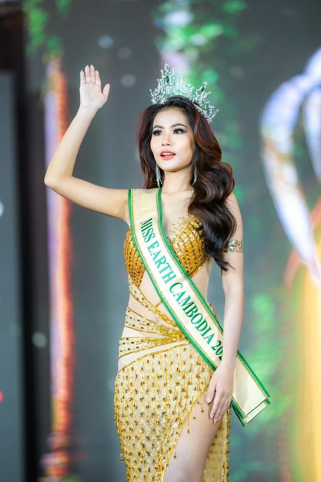 Tân Hoa hậu Trái Đất Campuchia bị chê nhạt nhòa-4
