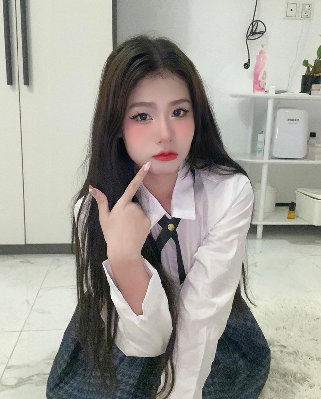 Tân Hoa hậu Trái Đất Campuchia bị chê nhạt nhòa-11