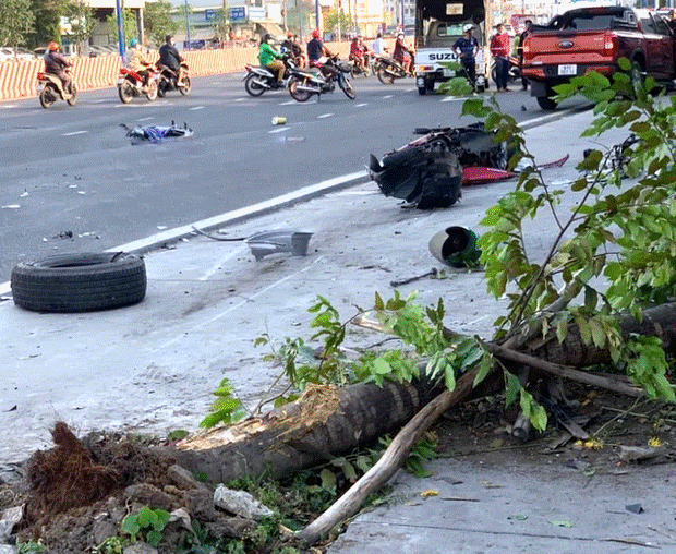 Ô tô tông hàng loạt xe máy ở Bình Dương, 5 người thương vong-5