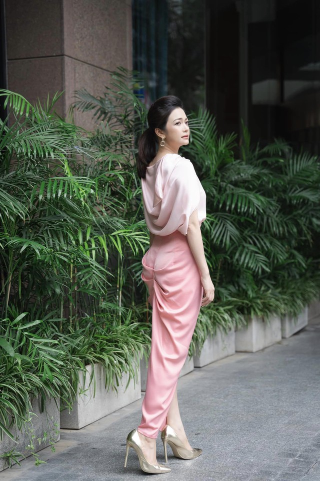 Nữ NSƯT là mỹ nhân phim giờ vàng VTV, đời tư bí ẩn, tuổi 42 nhan sắc vẫn gợi cảm hút hồn-5