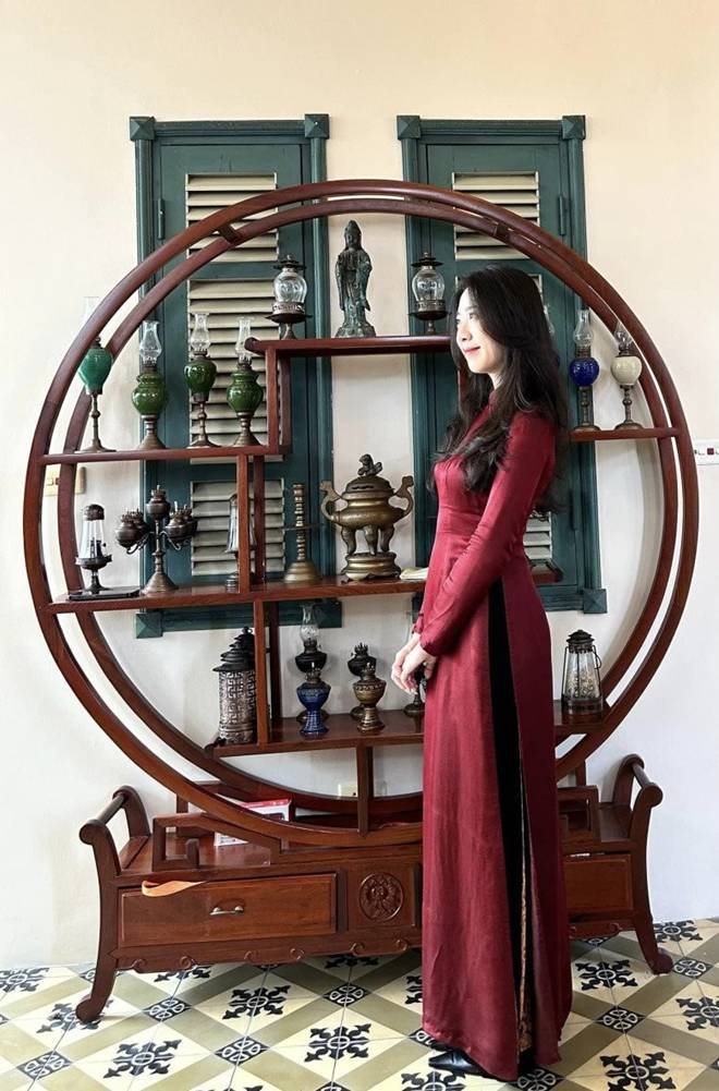 Căn biệt thự đẹp hơn cả tạp chí của nam nghệ sĩ đứng sau sự lung linh của Táo quân-27