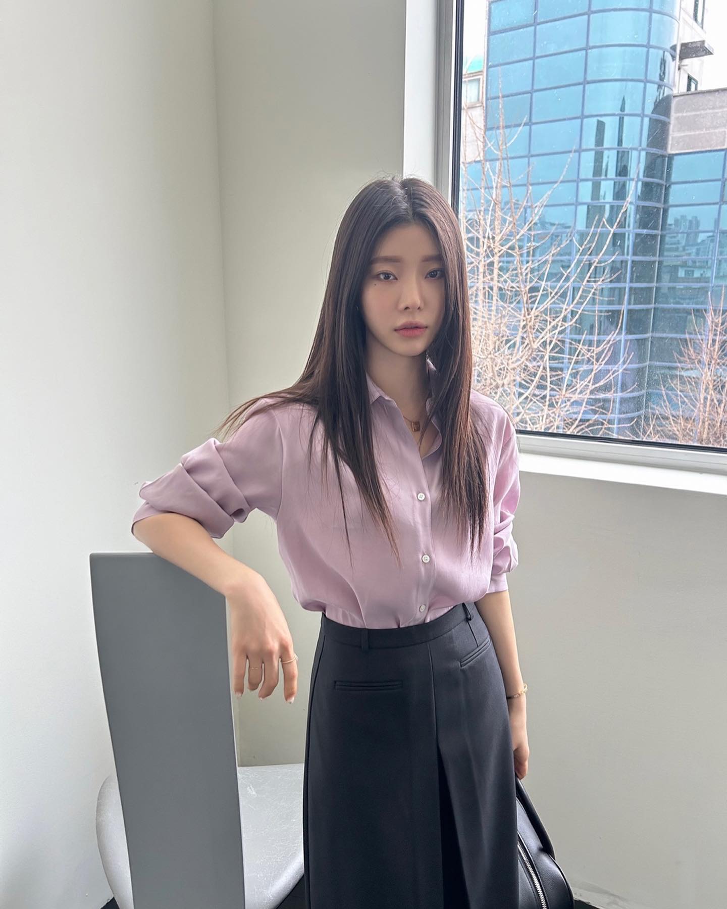 Biên tập viên thời trang sắm 5 item để làm mới tủ đồ công sở nhàm chán-8