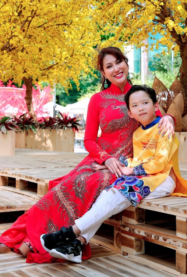 Phi Thanh Vân: 9 bác sĩ thay phiên mổ trong 12 tiếng, ôm con về nhà khóc với bố mẹ sau 2 lần ly dị-3