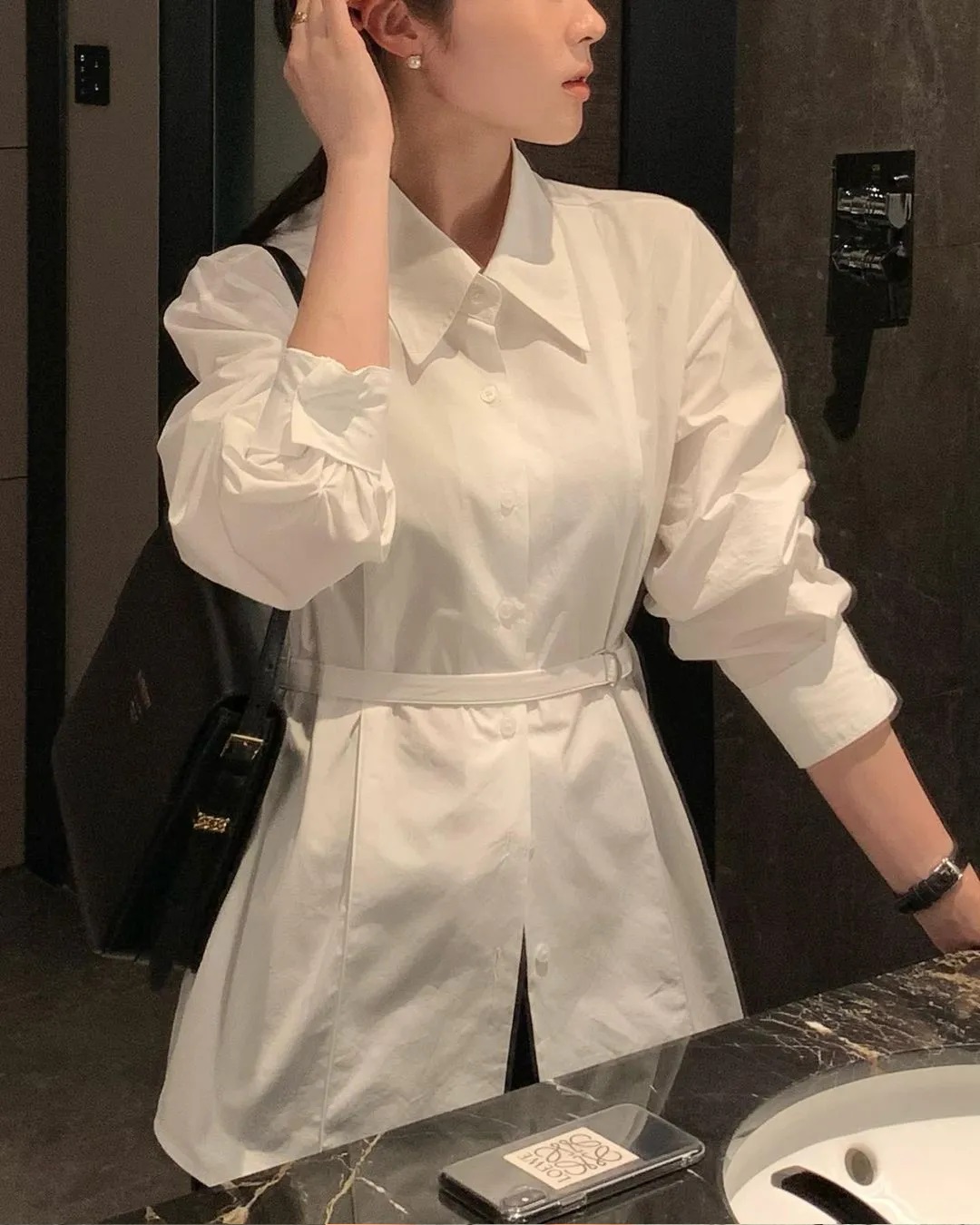 5 kiểu sơ mi điệu đà đang được hội blogger Hàn yêu thích-7