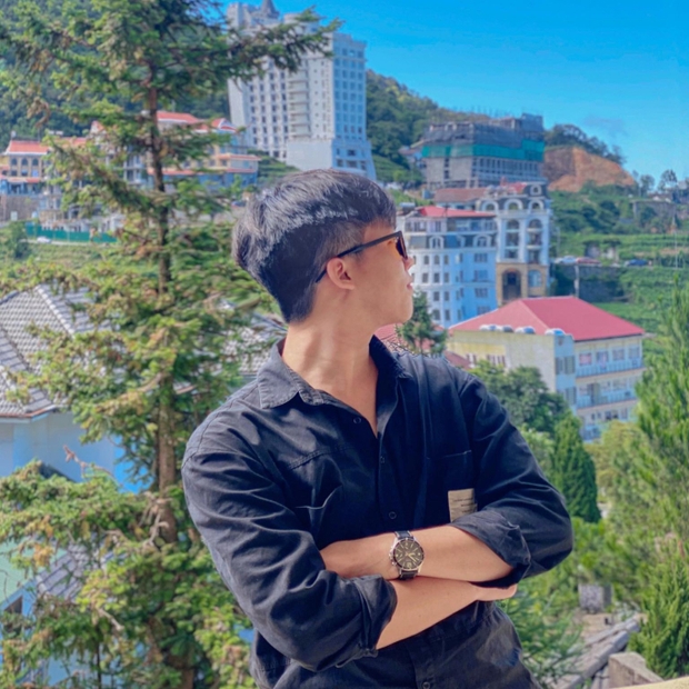 Nhan sắc ngoài đời của tổng tài gia trưởng khiến hội chị em điên đảo quay xe: Hoá ra để câu view, không tin nổi ảnh mạng!-5