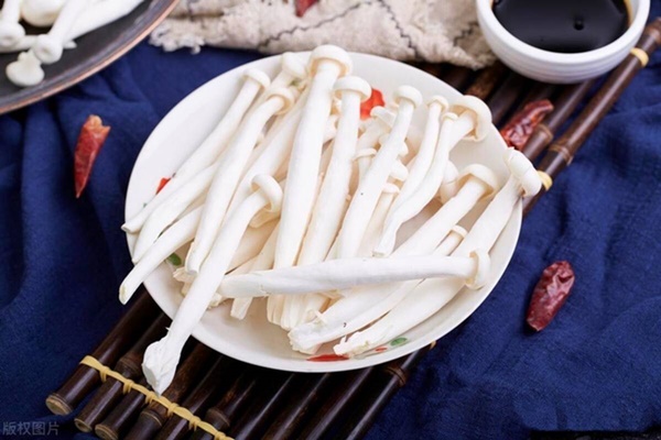 Mùa xuân nhớ làm 4 món ăn giàu kali này để tránh buồn ngủ và mệt mỏi: Thơm ngon mà dễ nấu vô cùng-7