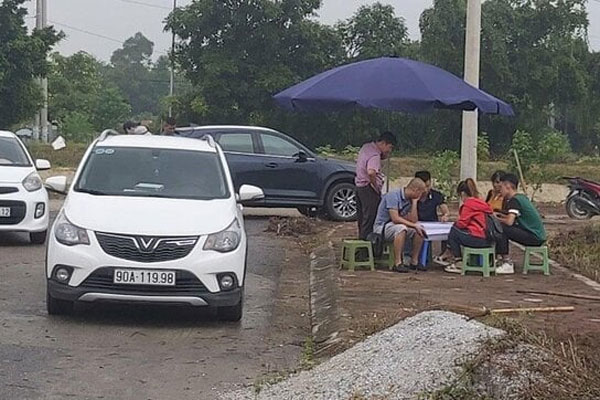 Bất động sản ấm lên, người bán quay xe, lật kèo khiến môi giới cay đắng-2