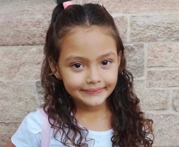 Bồn cầu bị vỡ khiến cô bé 7 tuổi chết thương tâm-2