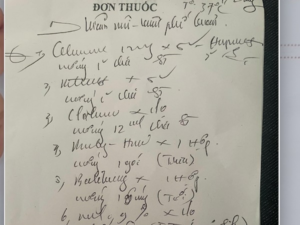 Những đơn thuốc như vẽ giun ra giấy không ai dịch nổi vì chữ bác sĩ quá xấu-4