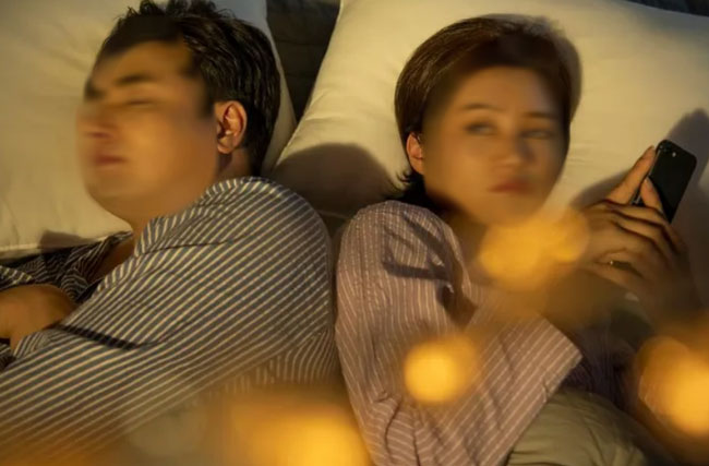 Chồng sẵn sàng cho mẹ vợ 10 triệu mỗi tháng nhưng không để bà tới ở cùng, biết nguyên nhân mà tôi cay đắng-1