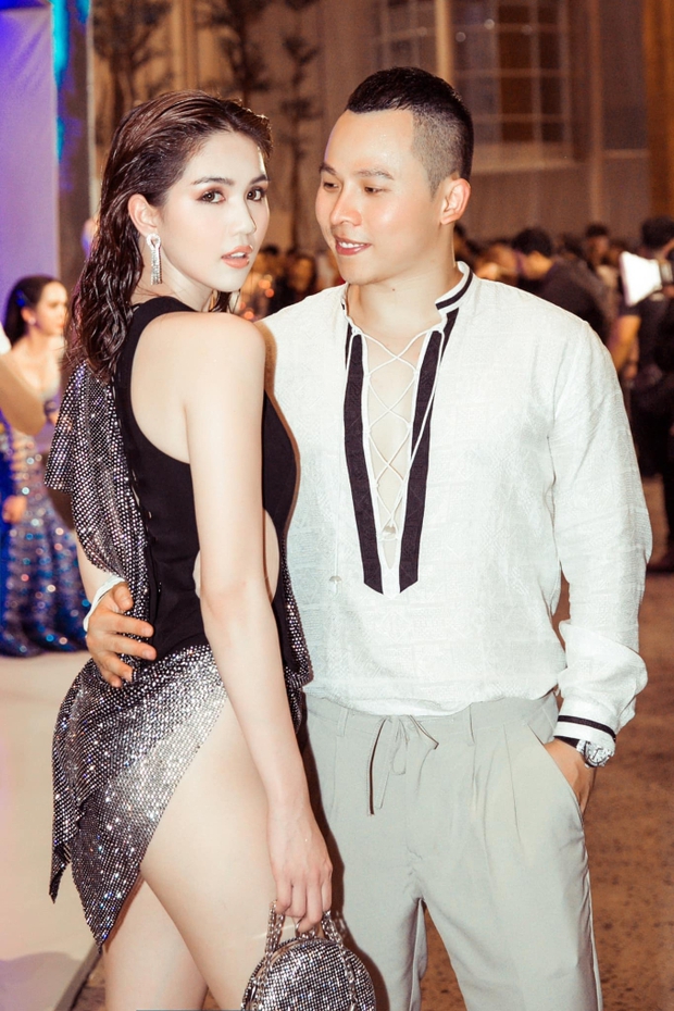 Ngọc Trinh đã bật chế độ chặt chém khi lên đồ dự tiệc, lộ thêm hint nghi rạn nứt với bạn thân thập kỷ?-5