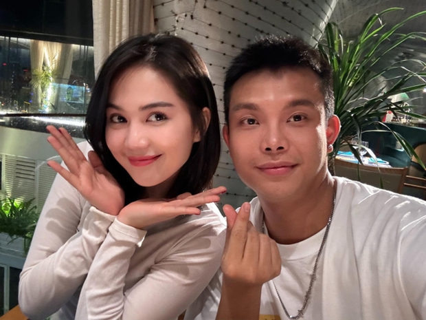 Ngọc Trinh đã bật chế độ chặt chém khi lên đồ dự tiệc, lộ thêm hint nghi rạn nứt với bạn thân thập kỷ?-4