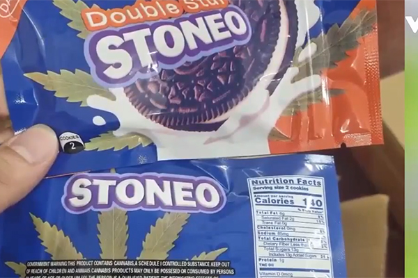 Tạm giữ hơn 10.000 gói kẹo không rõ nguồn gốc tại ga Ngọc Hồi-2