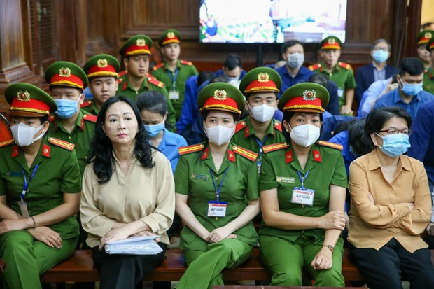 VKSND TP HCM xác định lại số tiền bị cáo Trương Mỹ Lan chiếm đoạt của Ngân hàng SCB-2