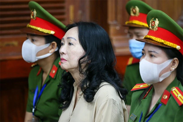 Lời kể ám ảnh của thiếu nữ bị xâm hại liên tục nơi đất khách-4