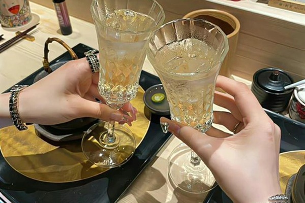 3 thói xấu phá” gan nhanh hơn cả thức khuya nhưng người càng trẻ càng thích làm-1