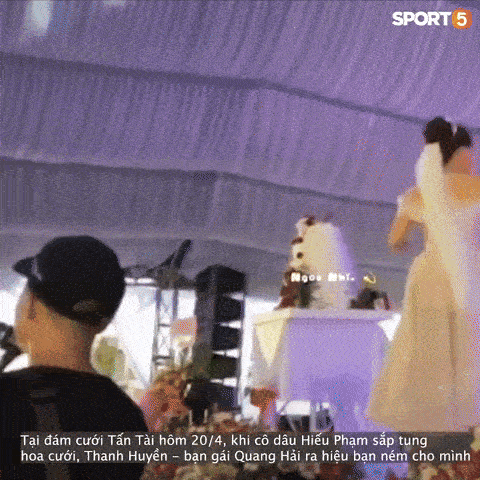 Chu Thanh Huyền bắt được hoa cưới của cặp đôi đình đám, nhờ vía hay cưới được Quang Hải nhưng sự xuất hiện của Hoà Minzy mới gây chú ý-1